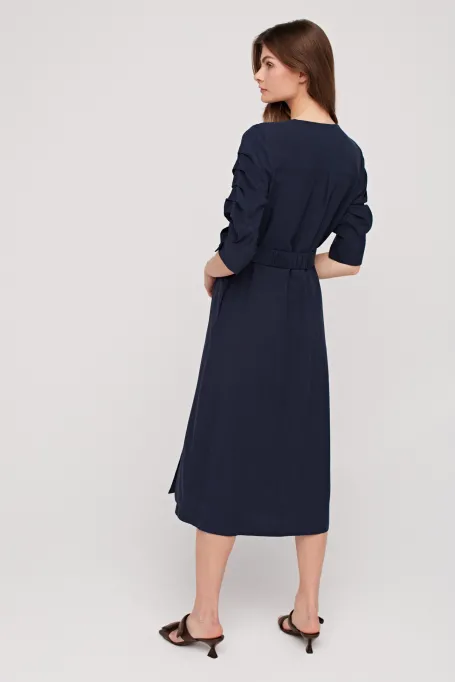 Šaty s výstřihem do V