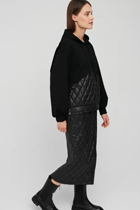 Prošívaná mikina s kapucí