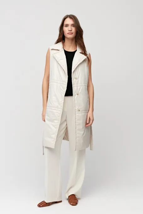 Bílá vesta