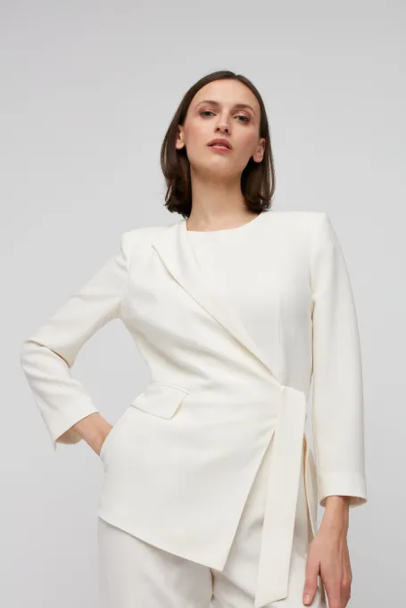 Overal vázaný na boku