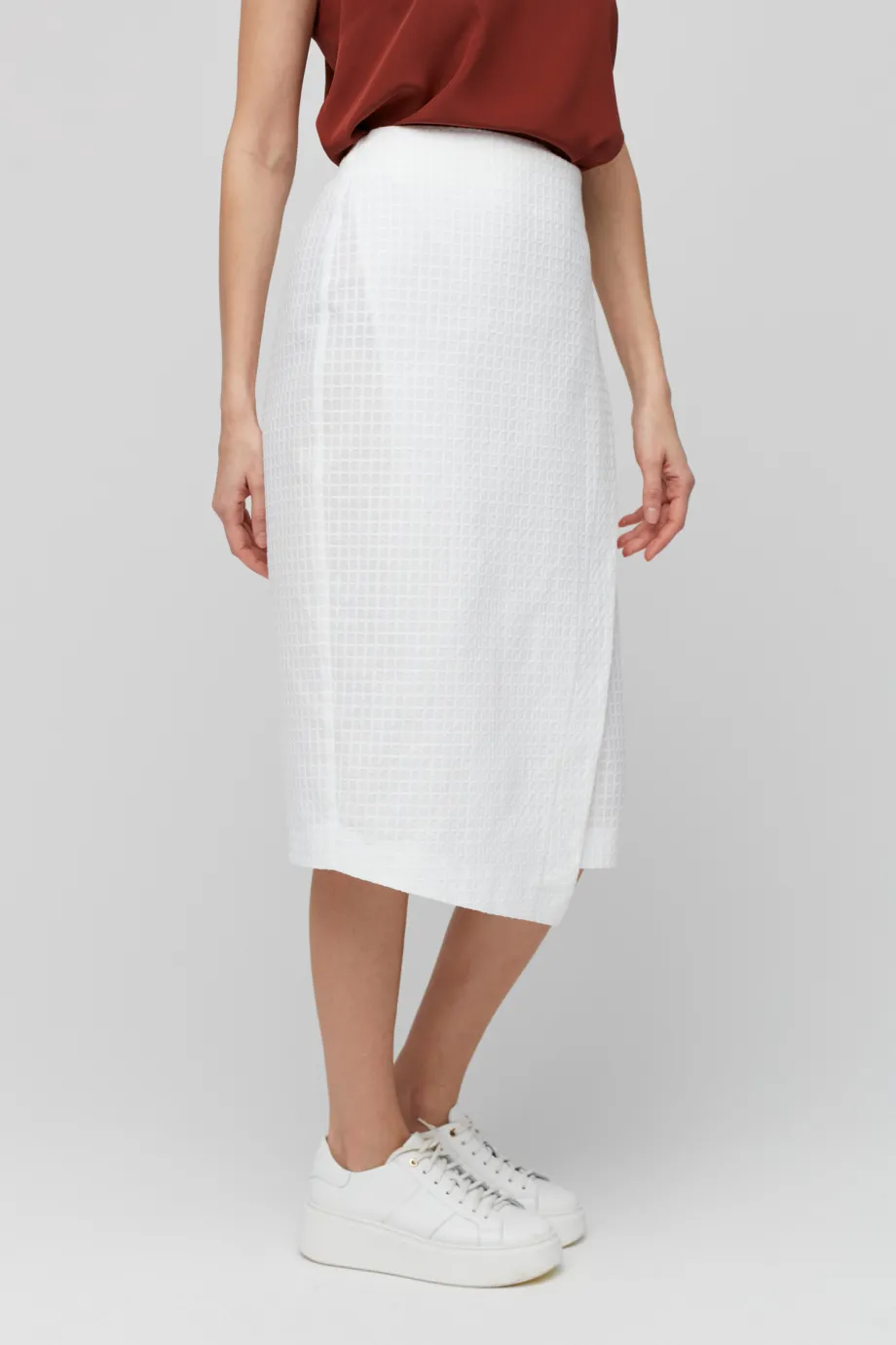 Bílá zavinovací sukně z bavlny Bílá zavinovací sukně z bavlny