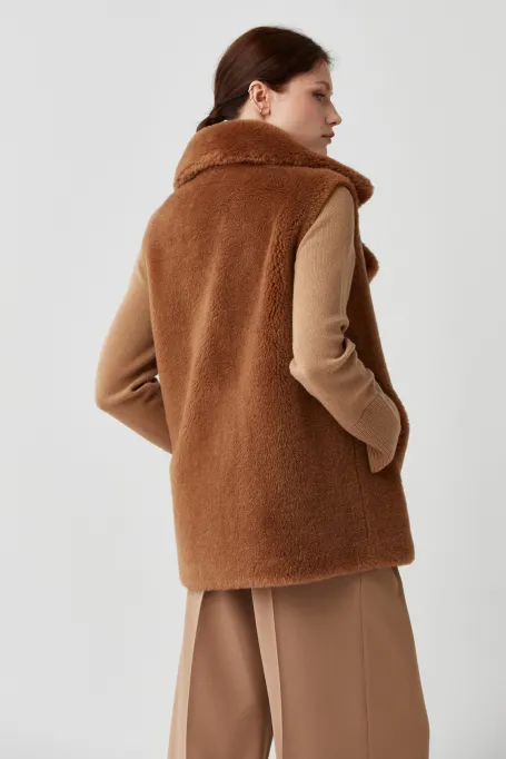 Dvojřadá vesta z vlny teddy bear