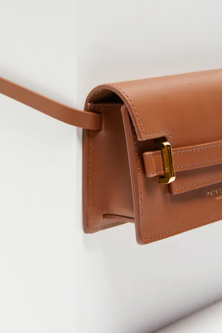 Kožená mini kabelka