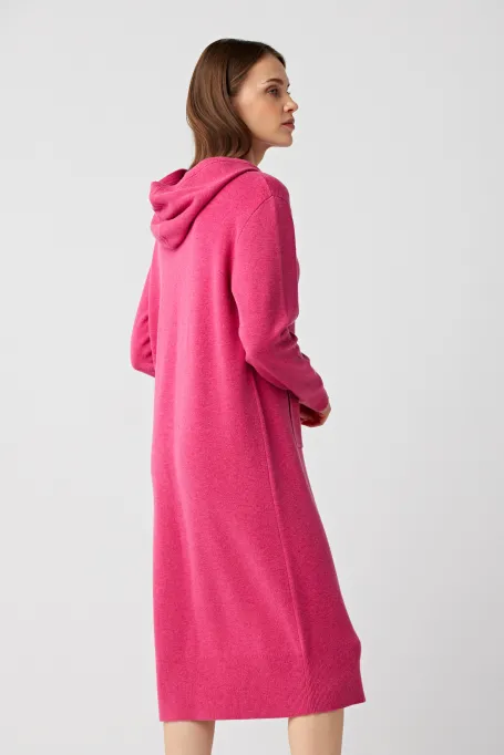 Šaty s kapucí s merino vlnou