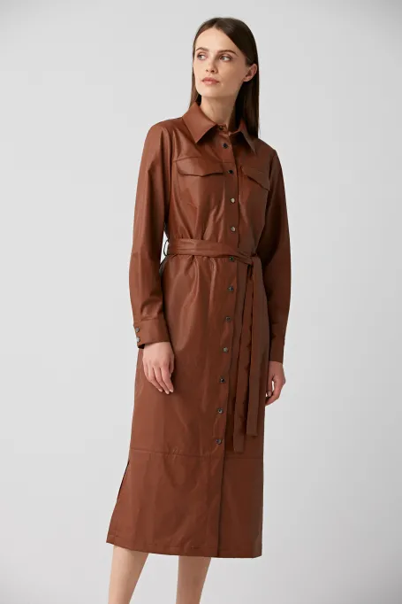 Hnědé košilové šaty s páskem