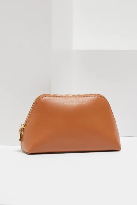 Kožená camelová kosmetická taštička