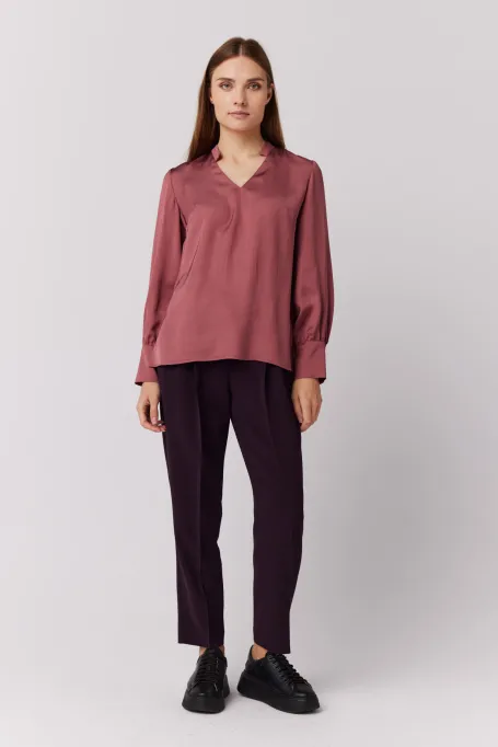 Halenka s knoflíky na manžetách