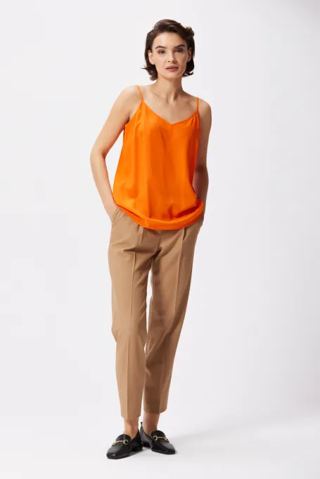 Hedvábný top v oranžové barvě Mari