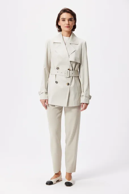 Krátký trenčkot s páskem