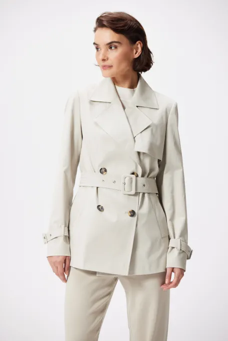 Krátký trenčkot s páskem