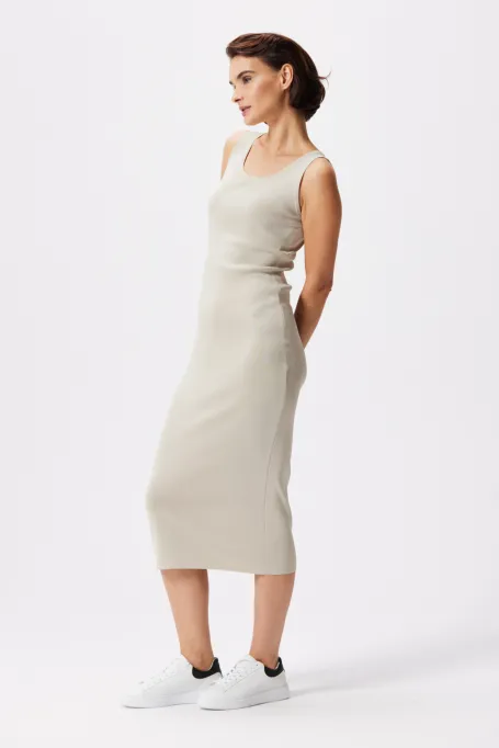 Béžové midi šaty bez rukávů