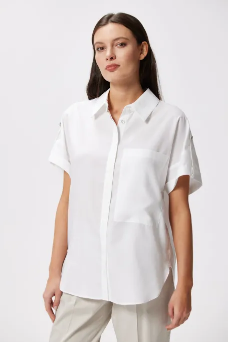 Bílá košile s krátkým rukávem