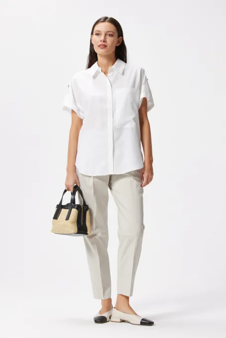 Bílá košile s krátkým rukávem