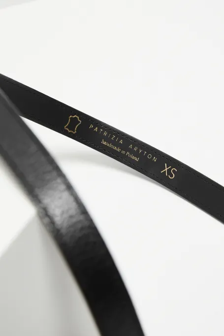 Černý kožený pásek