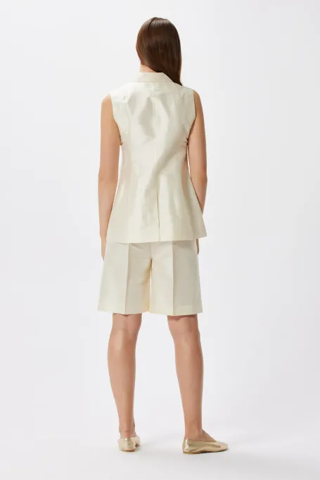 Hedvábná vesta k obleku