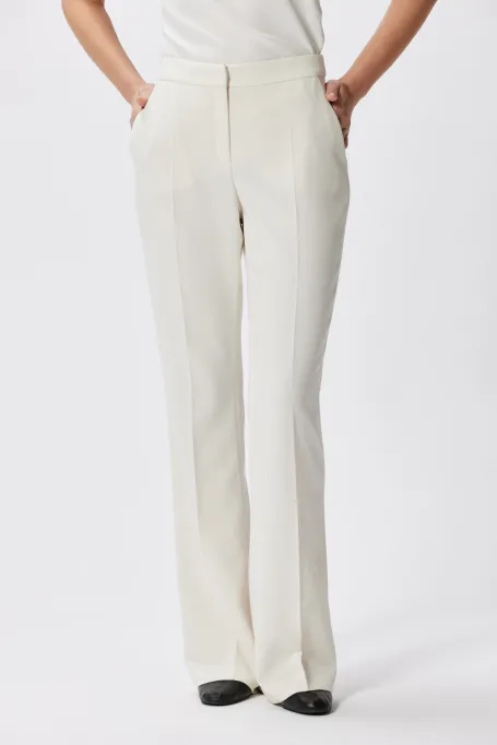 Bílé oblekové kalhoty