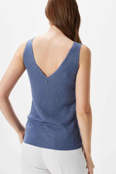 Ażurowý top na ramínkách s výstřihem do V