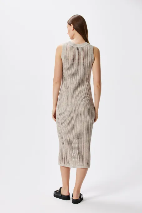 Ażurová midi šaty