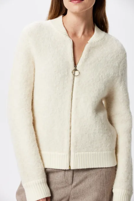 Bílý kardigan s alpakou