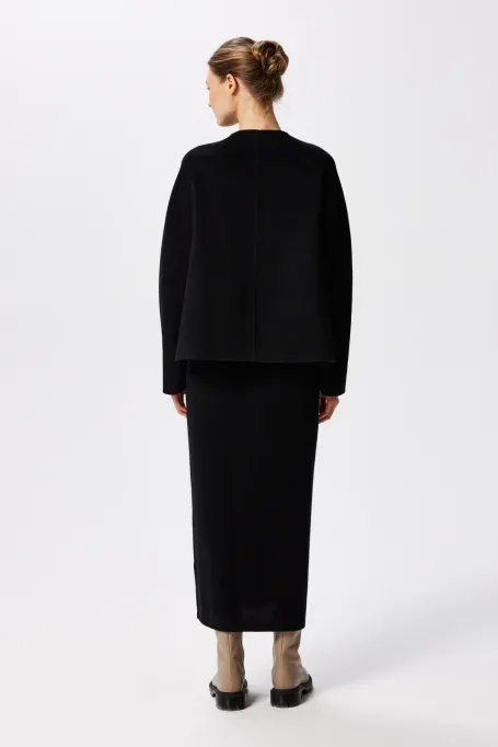 Černá krátká bunda z vlny doubleface