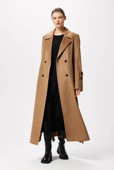 Dlouhý kabát s vlnou a hedvábím