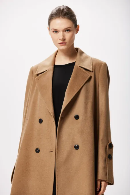 Dlouhý kabát s vlnou a hedvábím