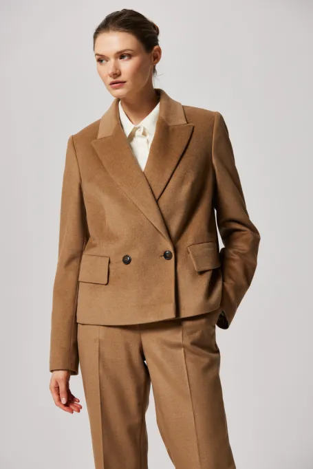 Krátká bunda s hedvábím