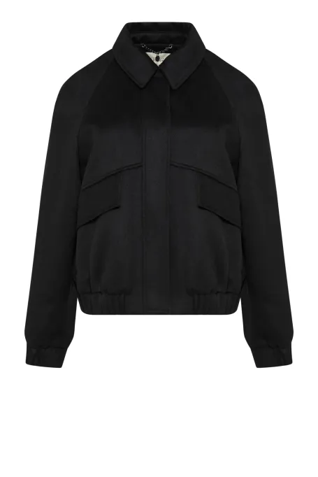 Černá vlněná bunda