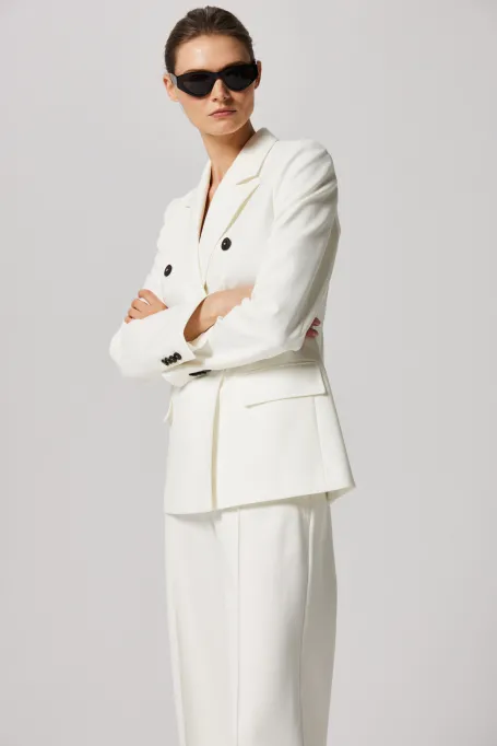 Bílý sako k obleku