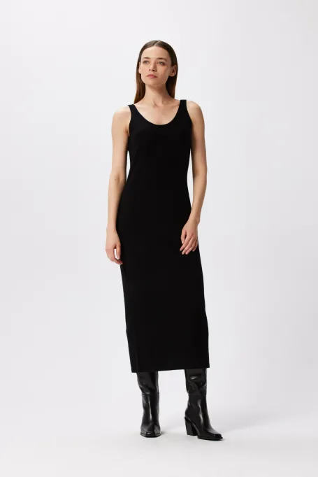 Černé šaty s kašmírem a merino vlnou