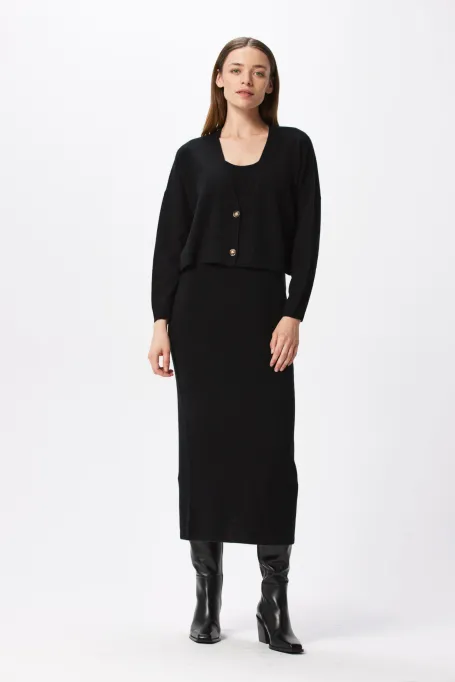 Černé šaty s kašmírem a merino vlnou