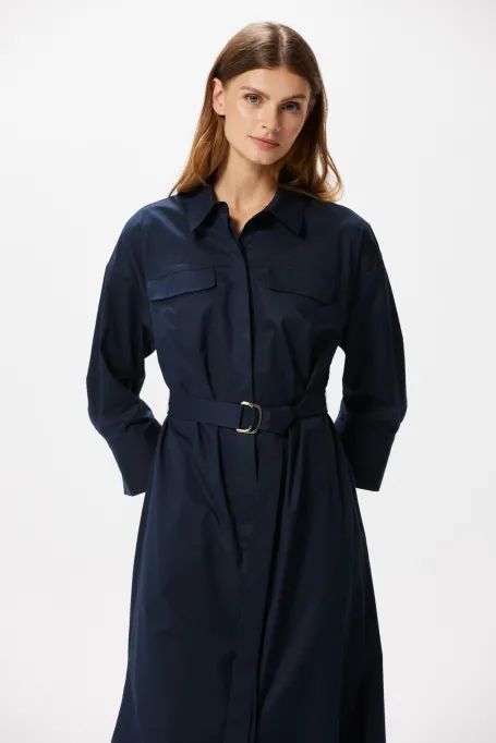 Tmavě modrá košilová šaty s páskem