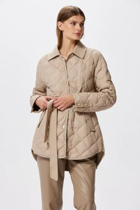 Bežová péřová bunda s páskem