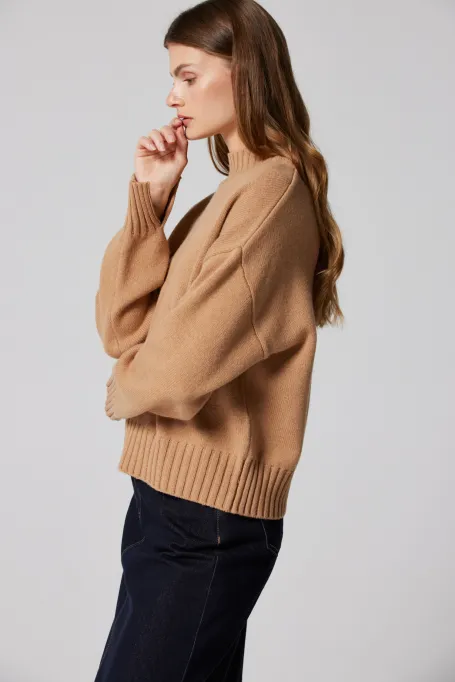 Svetr s velbloudí vlnou
