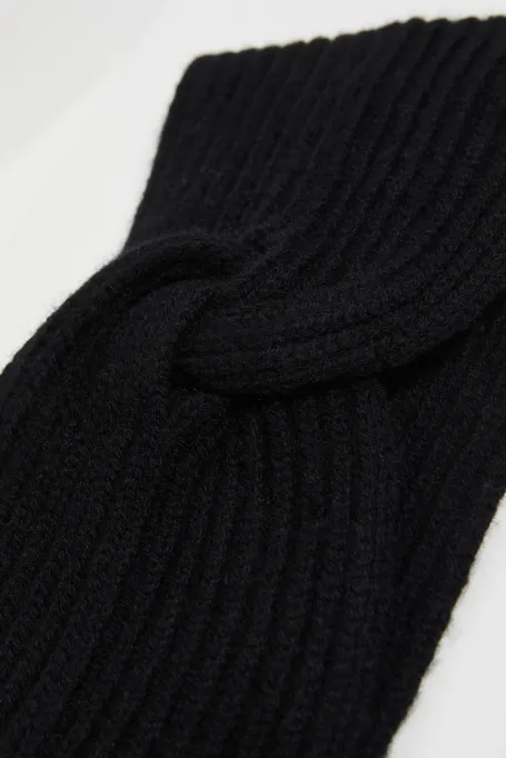 Černý široký pásek s kašmírem