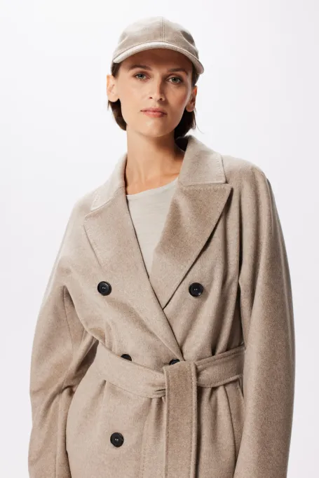 Beige vlněný kabát s páskem