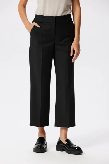 Černé vlněné kalhoty ke kostýmu