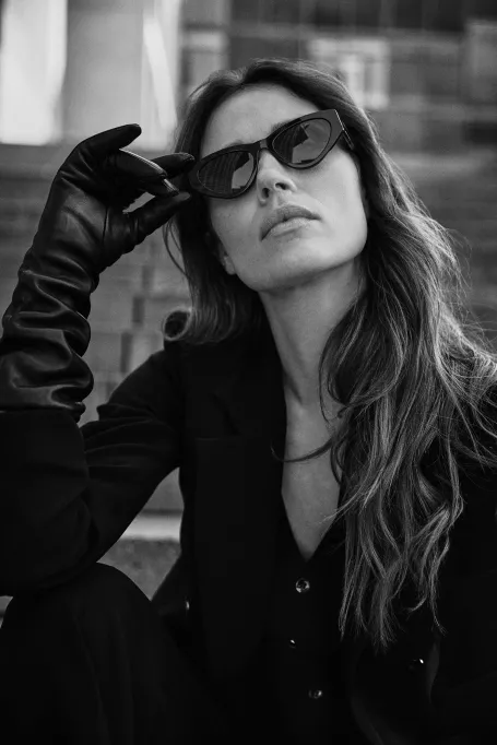 Černé dlouhé rukavice