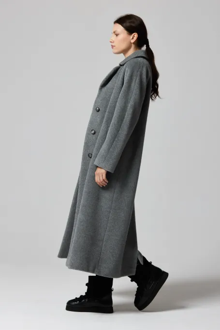 Šedý vlněný kabát se suri alpaku