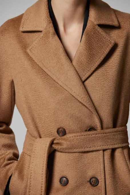 Vlněný kabát s páskem 100% velbloudí vlna