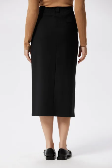 Černá sukně s vlnou