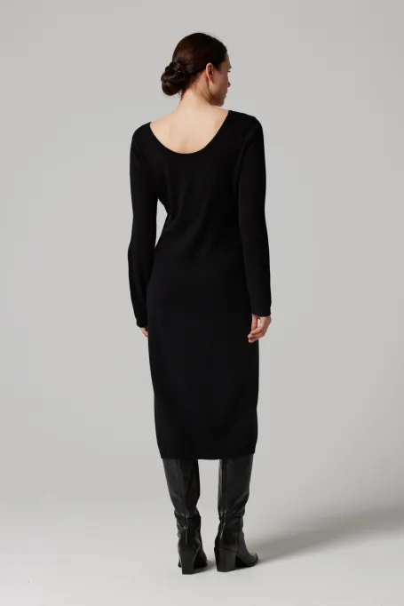 Černé midi šaty z kašmíru