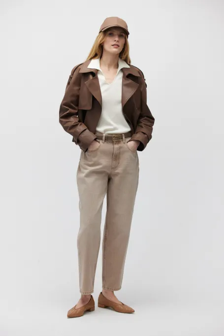 Hnědá bunda s epolety