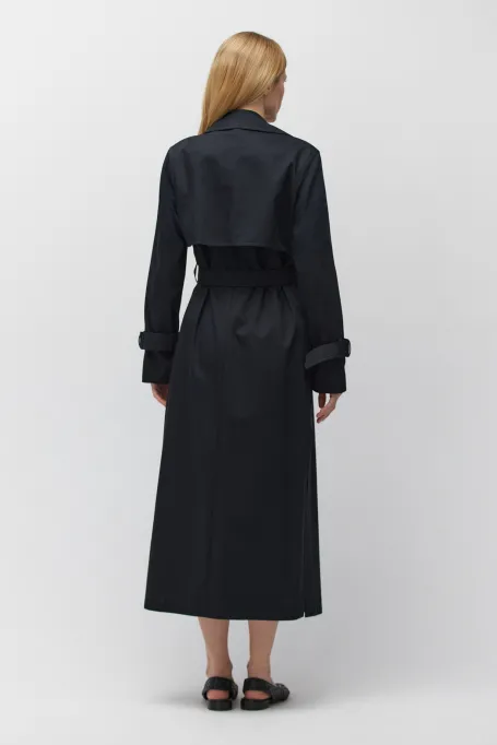 Černý bavlněný trenčkot s páskem