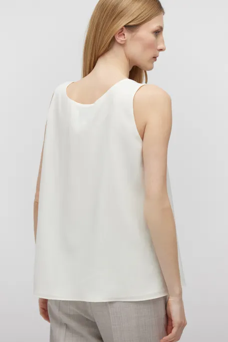 Bílá hedvábná blůza