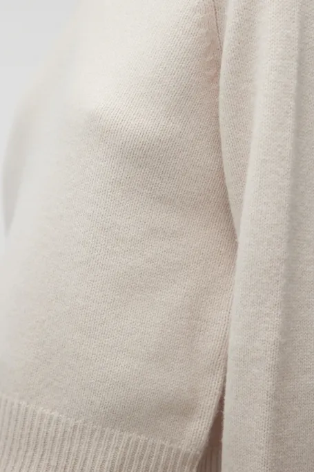 Nude blůzka s yackou vlnou