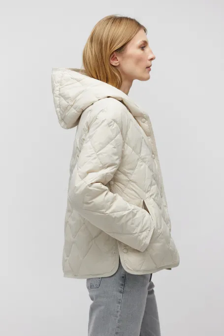 Beige péřová bunda s kapucí