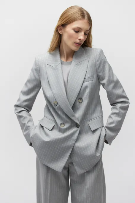 Šedý vlněný blazer v tenisovém stylu