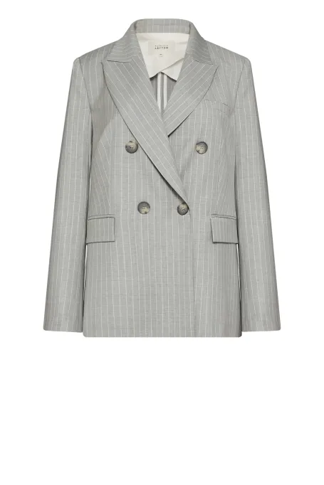 Šedý vlněný blazer v tenisovém stylu