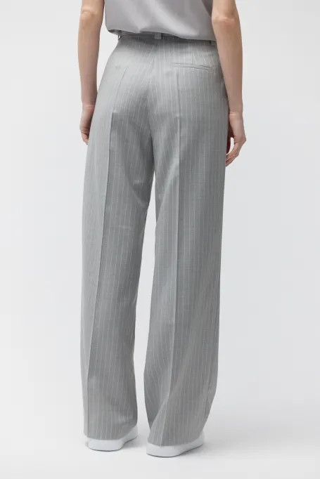 Vlněné kalhoty s širokým nohavicemi